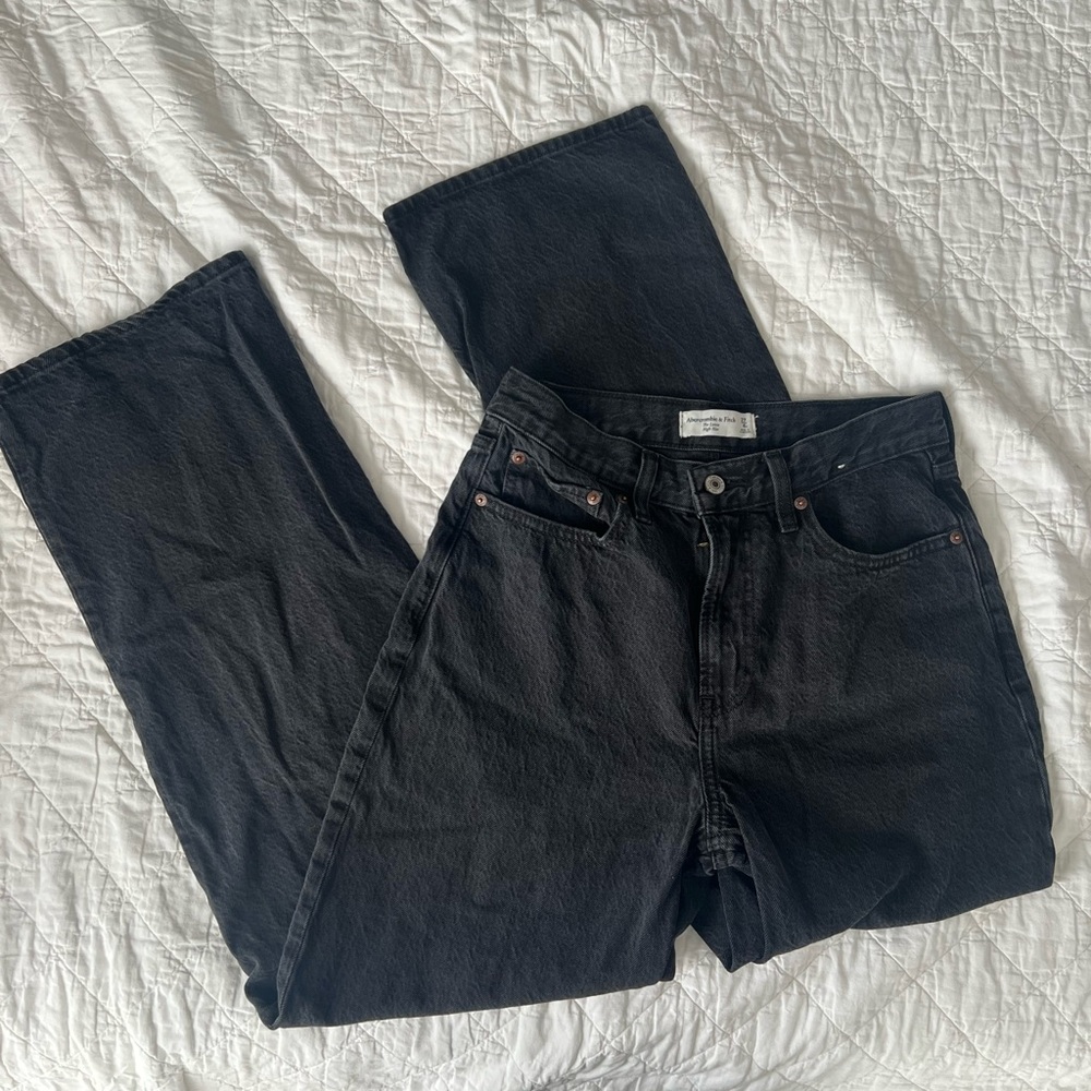Abercrombie Jeans (High Rise Loose Jean)